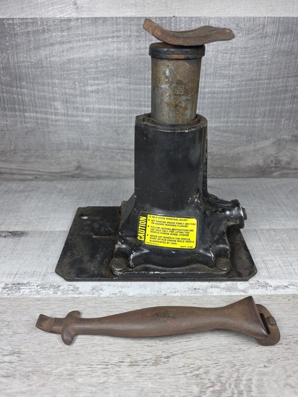 Heavy Duty Jack Chevy Express 2500 3500 GMC Chevy Ford F250 F350 w Handle b107